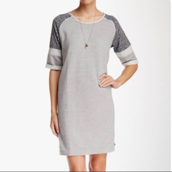Maison Scotch Grey Short Sleeve Sweater Mini Dress - Picture 1 of 15